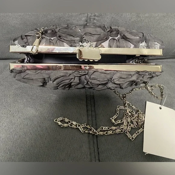 Versona Gray/Silver Floral Sequin Clutch Bag Removable Straps NWT - Picture 7 of 11